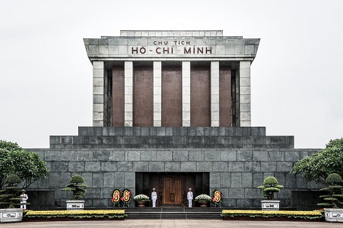 Le mausolée de Ho Chi Minh