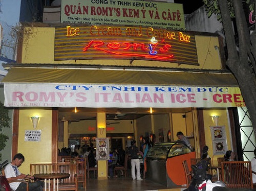 Le restaurant Romy’s Ice cream & Coffee Bar