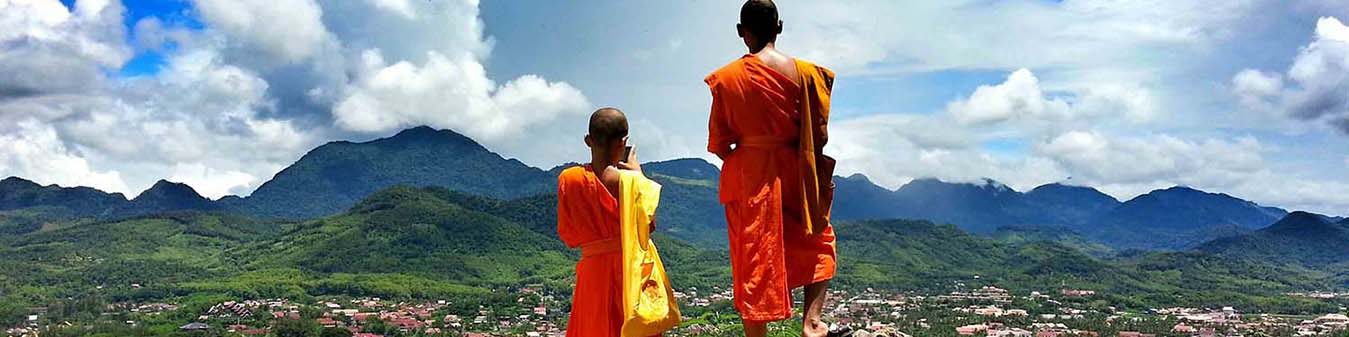 Bonzes à Luang Prabang