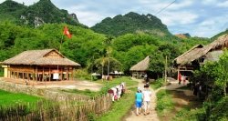 Maisons sur pilotis à Mai Chau