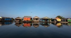 Maisons flottantes à Tonle Sap