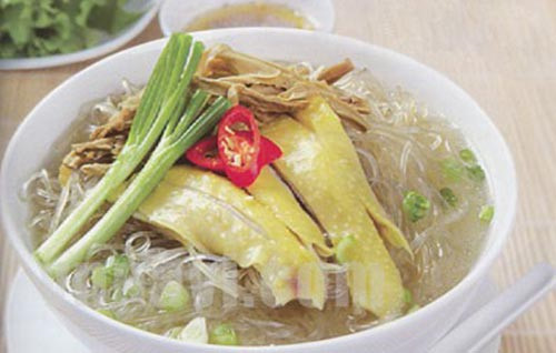 3 plats chauds populaires à Saigon