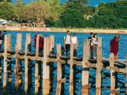 Guide de voyage au Birmanie (Myanmar): La beauté ancienne et mystérieuse du pays bouddhiste