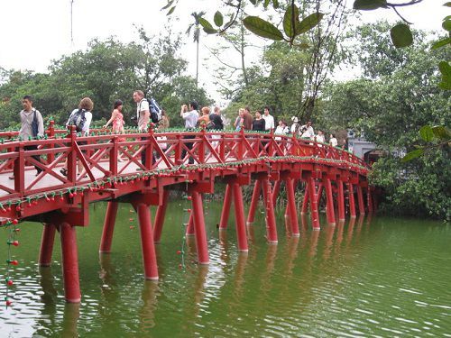 Pont The Huc à Hanoi