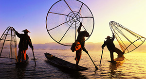Pêcheurs sur le lac Inle