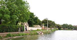 Village Nom