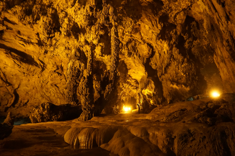 cao bang vietnam - grotte nguom ngao