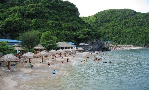 plage de Cat Ba