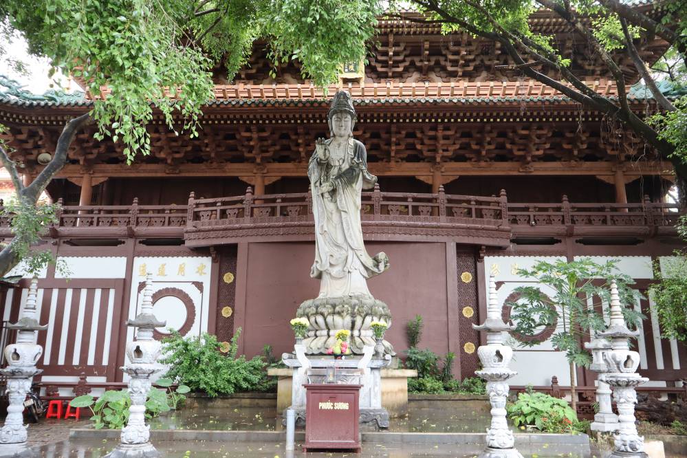 pagode de minh thanh - entree