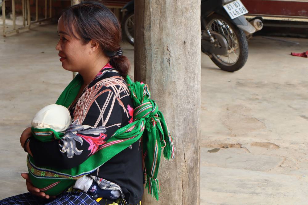 kon klor femme avec bebe