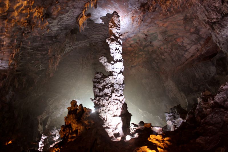 baie halong grotte dau go