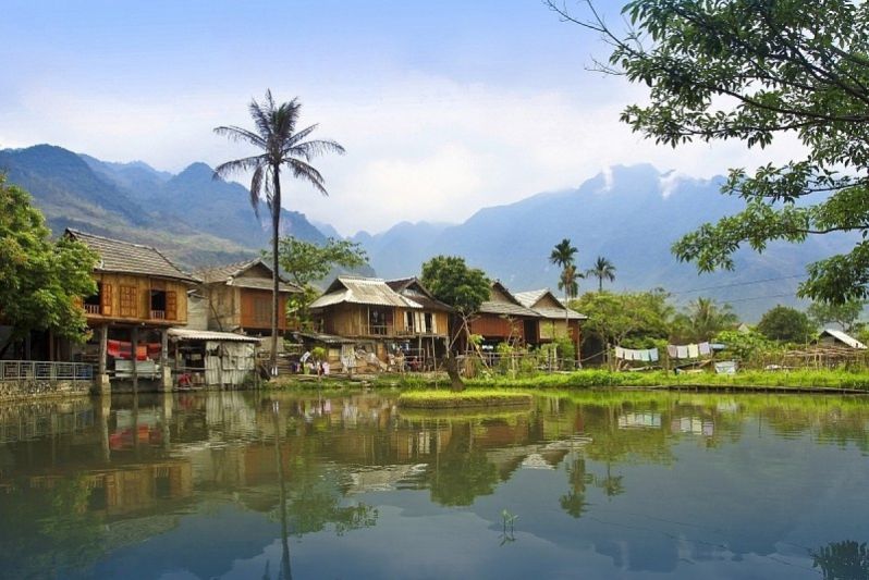 Village de Lac