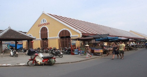 Le marché centrale de Hoi AN