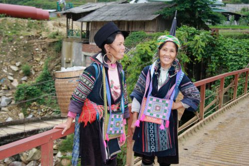 village lao chai à sapa - agence de voyage locale far east tour